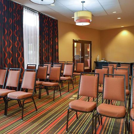 Hampton Inn Frederick Buitenkant foto