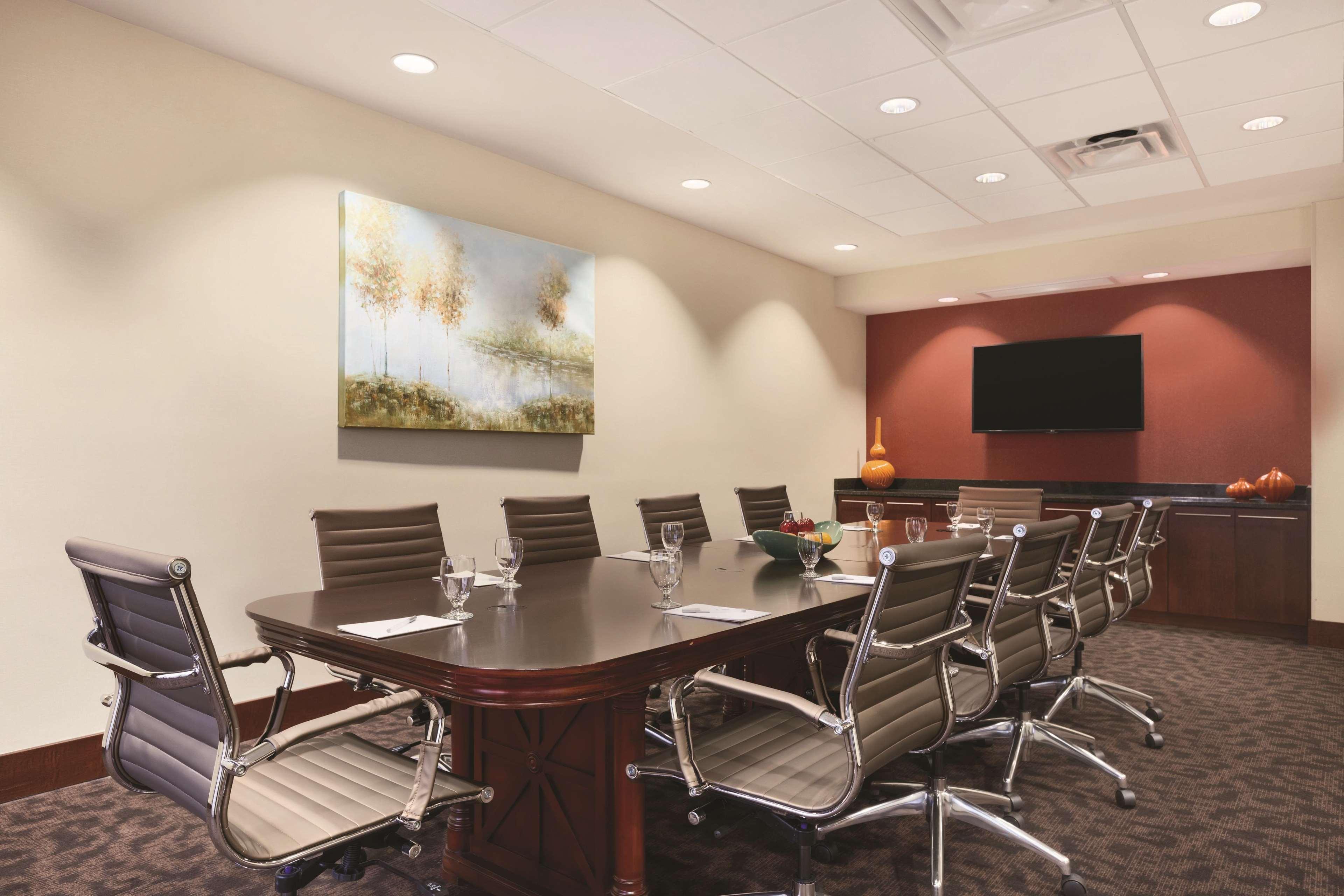 Hampton Inn Frederick Buitenkant foto
