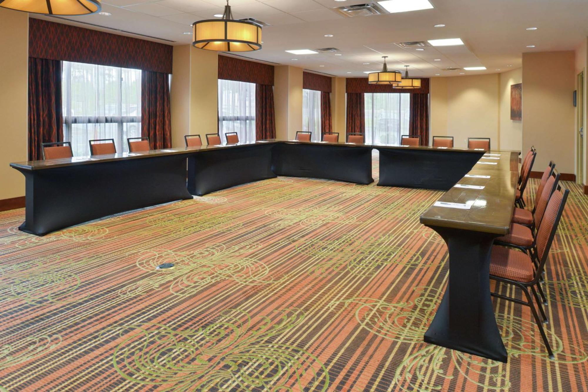 Hampton Inn Frederick Buitenkant foto