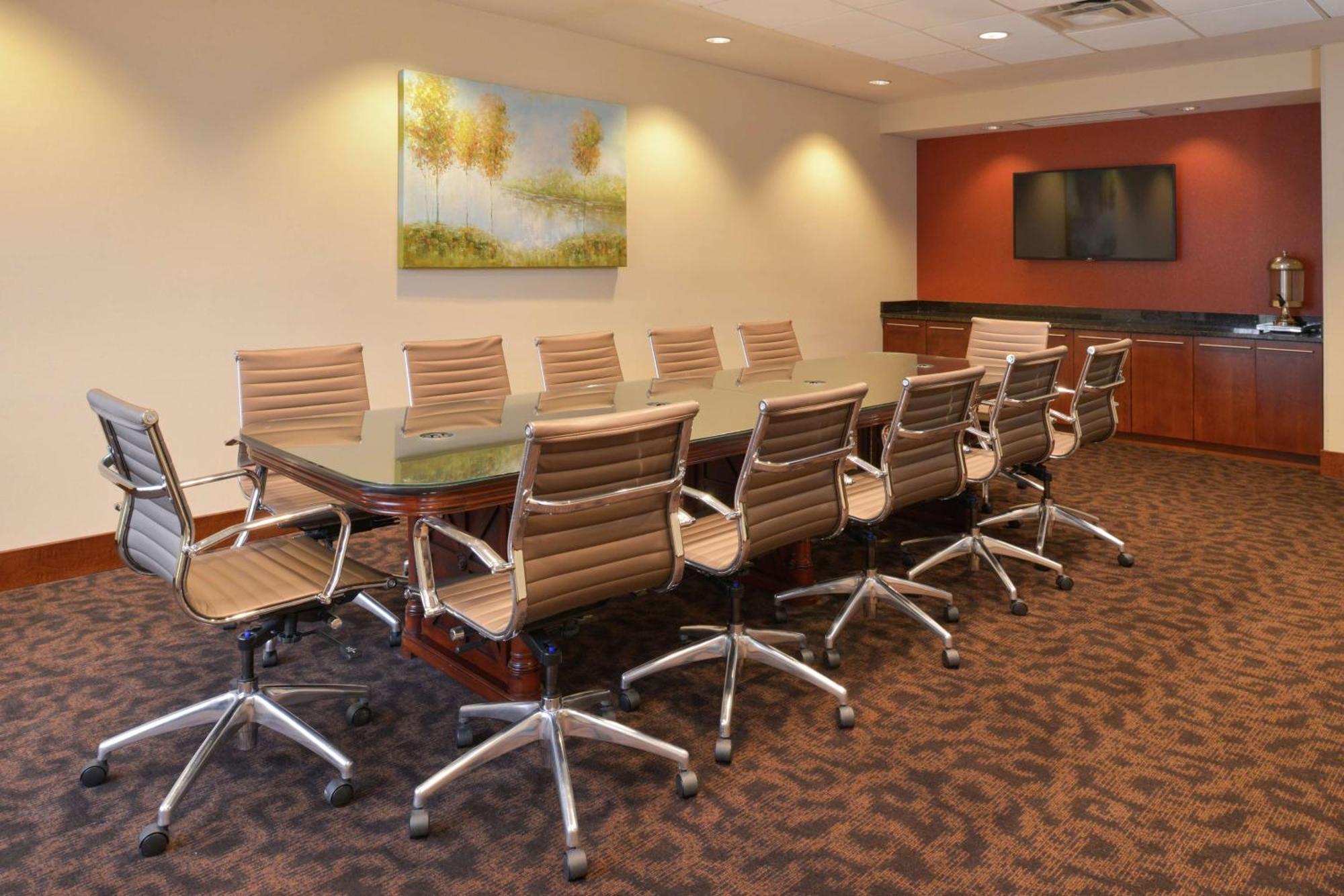Hampton Inn Frederick Buitenkant foto